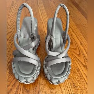 Paloma Barcelo Gray Platform Sandals